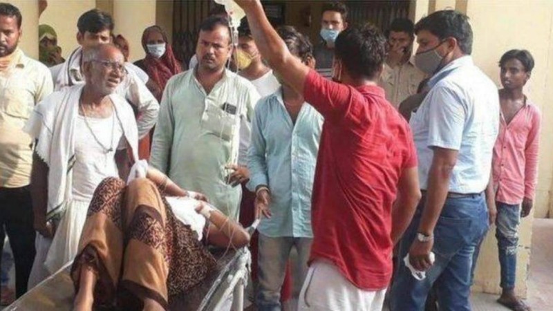 Бес қыздың әкесі құрсақтағы баланың жынысын білу үшін жүкті әйелінің ішін кесті