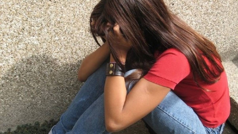 Қызылорда облысында 13 жастағы қызды ауылдастары жабылып зорлаған (ВИДЕО)