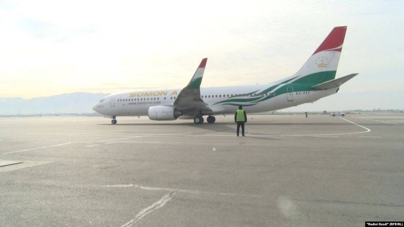 Тәжікстан коронавирус жұқтырғандар көбейген Иранмен әуе қатынасын тоқтатты