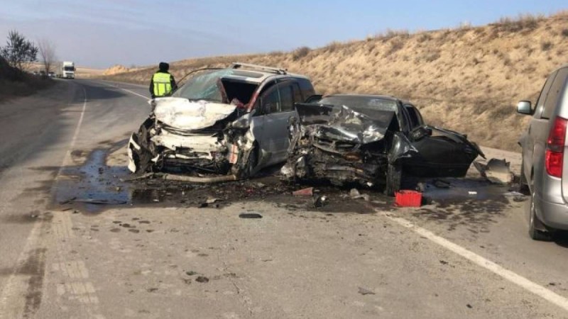 бір қаза болып, сегізі ауруханада жатыр