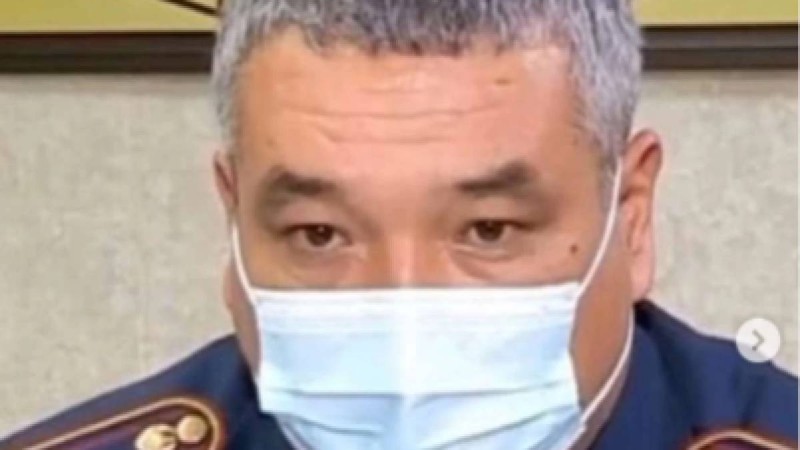 Шымкентте қол астындағы қызметкерлерден құлаққап пен сағат сұратқан полковник сотталды