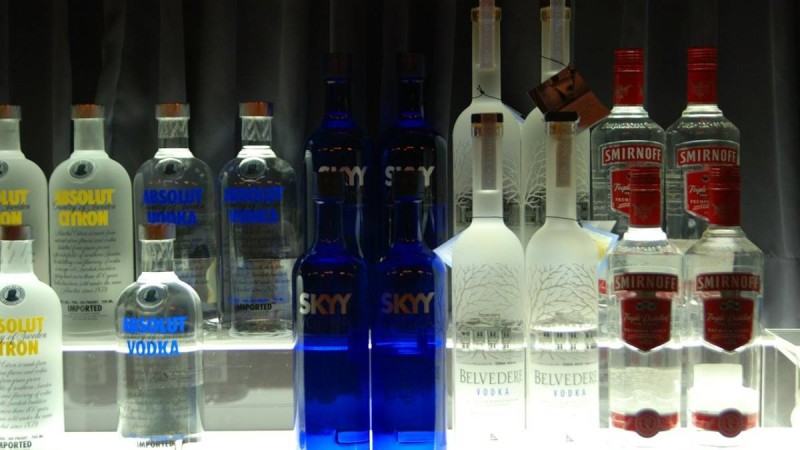 "Жөтелді арақ буымен емдеуге болады — дәрігерлер"