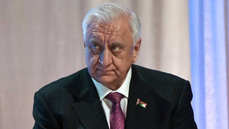 Мясникович тауар таңбалауға міндеттеудің салдары туралы айтты