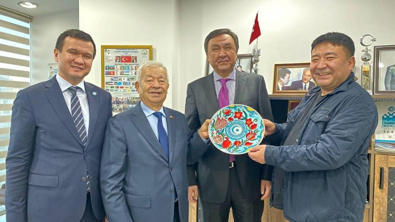 ТМҰ –ның бас хатшысы қазақ мәдениет орталығында