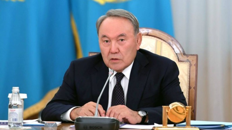 Тұңғыш Президент күні туралы қазақша шығарма