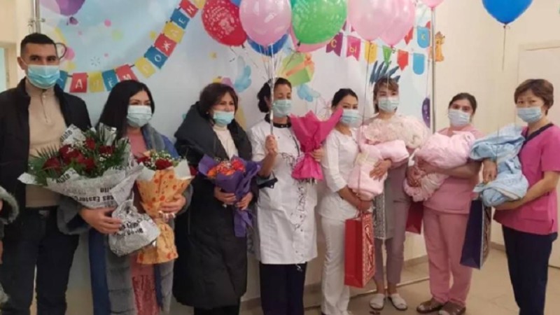 Ақтауда 25 жастағы келіншек төртемді дүниеге әкелді