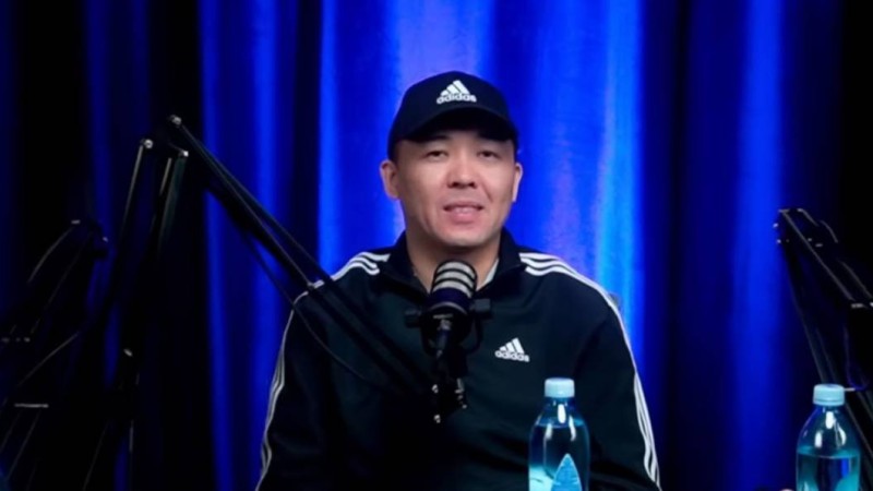 "300 адамның алдында бас құданы боқтап, төбелестік": Асаба тойдағы сорақы қылығын айтып мақтанды