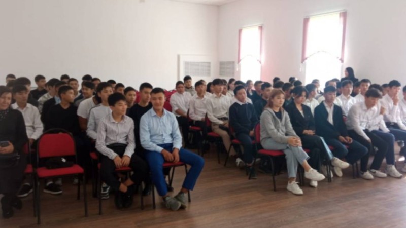 Көкшетауда жастармен кездесу өтті