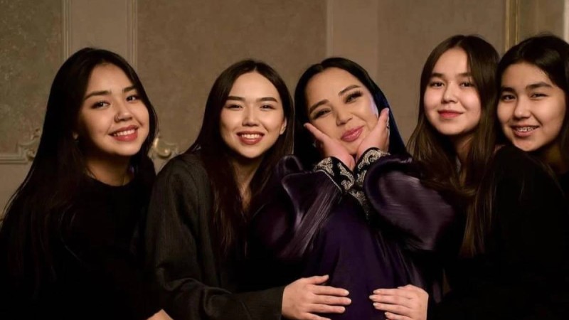 "Сүйінші": Алтынай Жорабаева бесінші сәбиін дүниеге әкелді