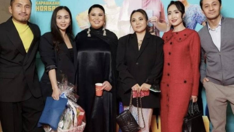 “Келінжан" режиссері: Актерлерім мені бопсалап, басыма шығып секірді