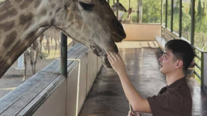 Менің анам сол еді: Бельгиядан келген қазақ бала тағы қиындыққа тап болды