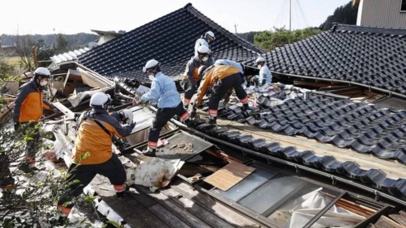 Жапонияда жер сілкінісінен қаза тапқандардың саны 91-ге дейін өсті