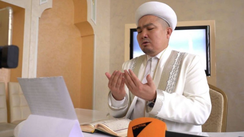 Онлайн-ауызашар: карантин кезінде мешіттер қалай жұмыс істеп жатыр
