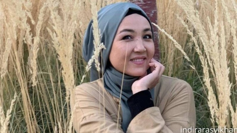 Сахнаға қайта оралған Индира Расылхан оқырманын сотқа бермек