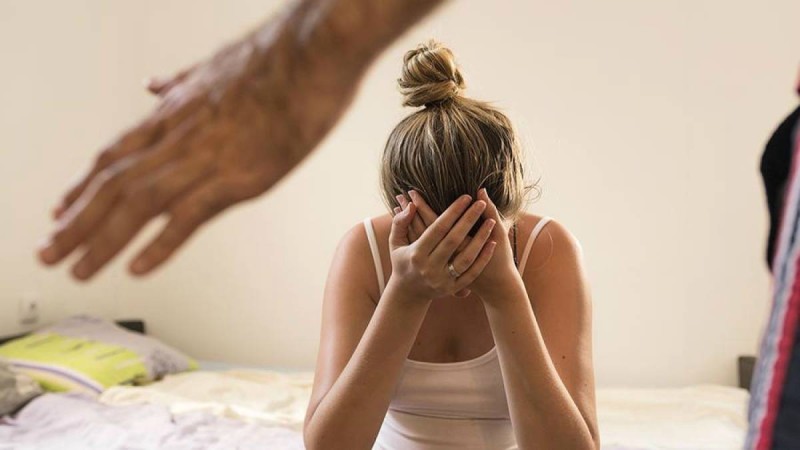 Ері қол көтеретін әйелдер не істеуі керек: Маман кеңесін айтты - Қазақстан жаңалықтары