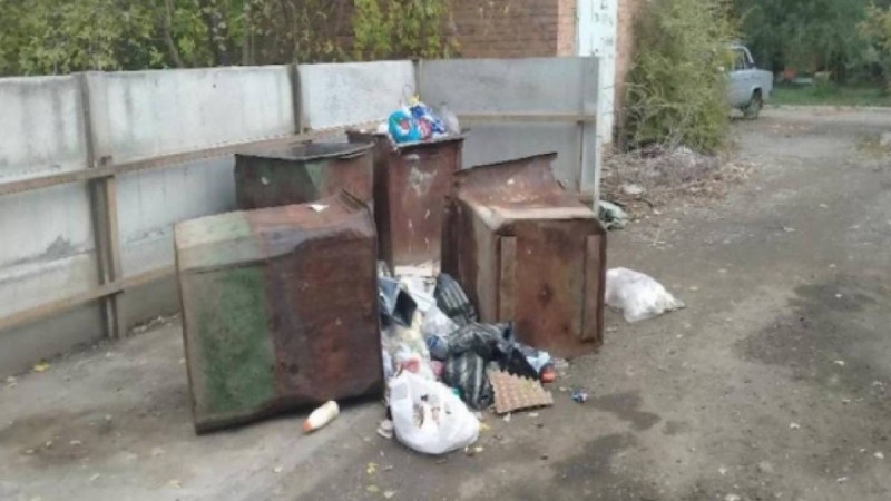 Өскеменде қоқыс жәшігінен өлі әйелдің денесі табылды