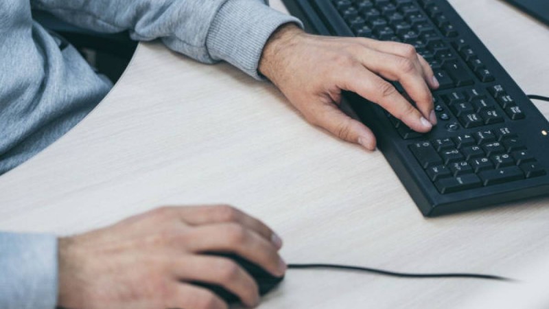 Жұмағалиев жыл соңына дейін қанша ауыл интернетке қосылатынын айтты  