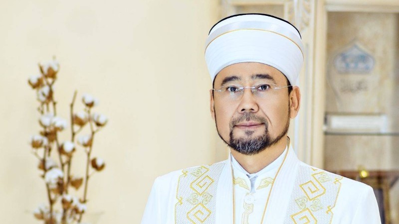 "Ауылдағылар 30 мың алады": Қазақстандағы имамдардың жалақысы қанша
Дін қызметкерлеріне жалақы 4 категория бойынша тағайындалады