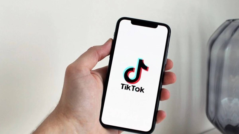 TikTok министрліктің хабарламасынан соң “Йоу орыстар” әнін платформадан алып тастады