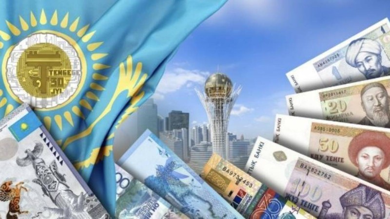 Қазақстанда жаңа 5 000 теңгелік банкноталар айналымға шықты (фото)
