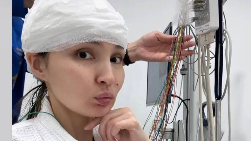 «Әлі анықтай алмай жатыр»: Жұлдыз Әбдікәрімова түсініксіз дертке шалдыққанын айтты