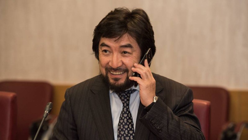 Қалжыңдап қарғадым – Бекболат Тілеухан (Видео)