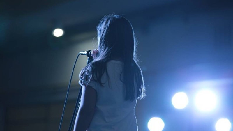 елордалық қыз ерекше өнерімен таң қалдырды – видео