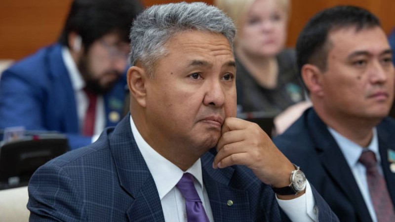 Перуашев қара халықты қорқытып-үркіткен вице-министрге шүйлікті