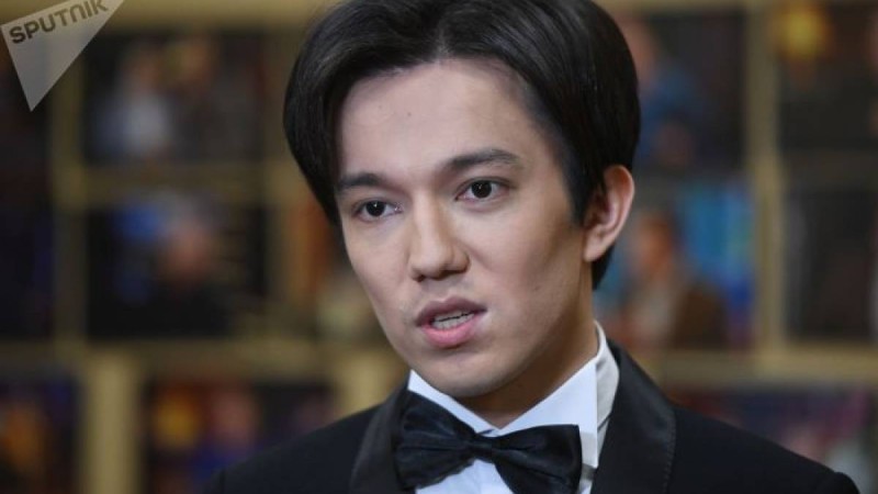 Димаш Құдайберген Қазан әуежайын дүрліктірді