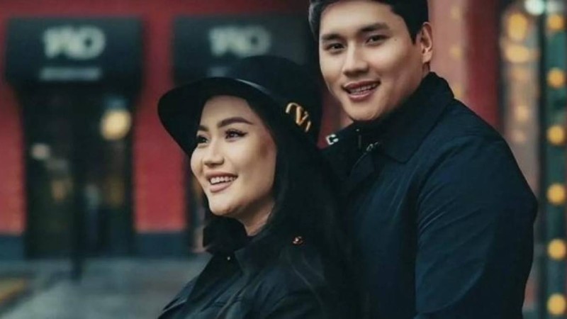 "Жасыру мүмкін емес болып кетті": Дина Төреәлі жақсы жаңалығын көпке жария етті (фото)