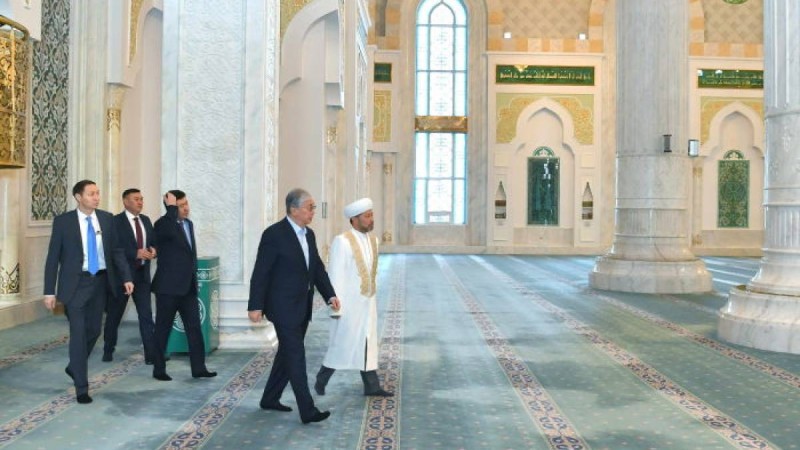 Тоқаев жаңа бас мүфтимен кездесті