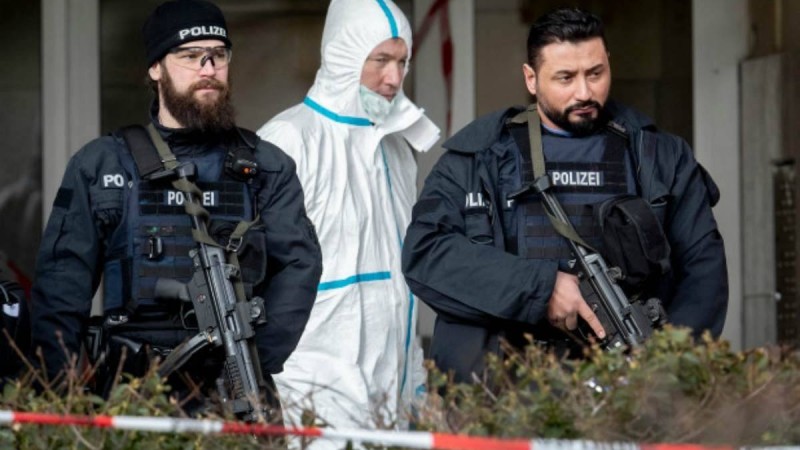 "Қазақтарды толығымен қыру керек": Германияда 9 адамды өлтірген адам геноцидке шақырып үндеу қалдырды - Қазақстан жаңалықтары