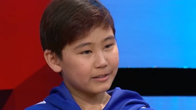 13 жастағы тырнақ әрлеуші бала кәсібін дөңгелетіп жүр - Қазақстан жаңалықтары