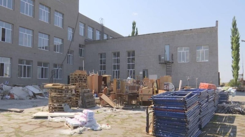 Жөндеу жұмыстарына 9,2 млрд теңге бөлінген 46 мектептің көбісі дайын емес