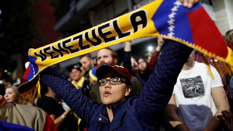 АҚШ Венесуэлаға неліктен қысым көрсетіп отыр?