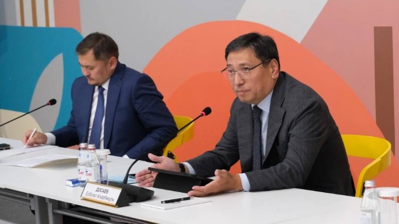 Алматы әкімі Ерболат Досаев ЖОО-ның ректорларымен кездесті