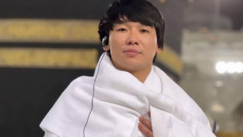 Қайрат Нұртас Меккеде үлкен игі іс жасап, елдің ықыласына бөленді