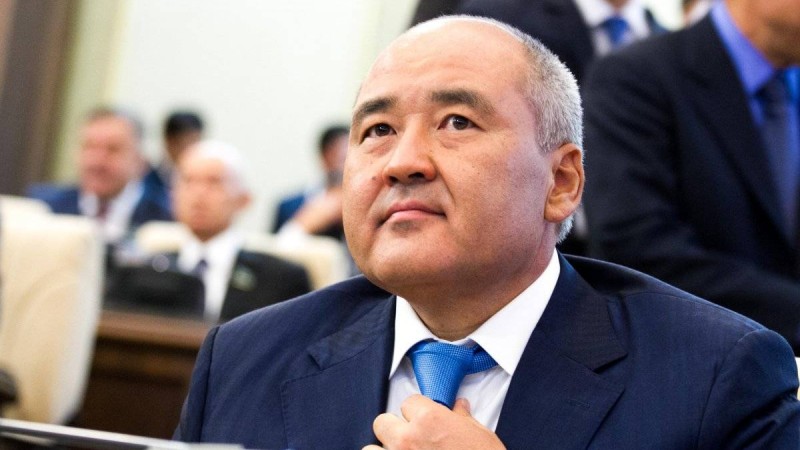 Өмірзақ Шөкеев қызметінен кетуге өтініш берді