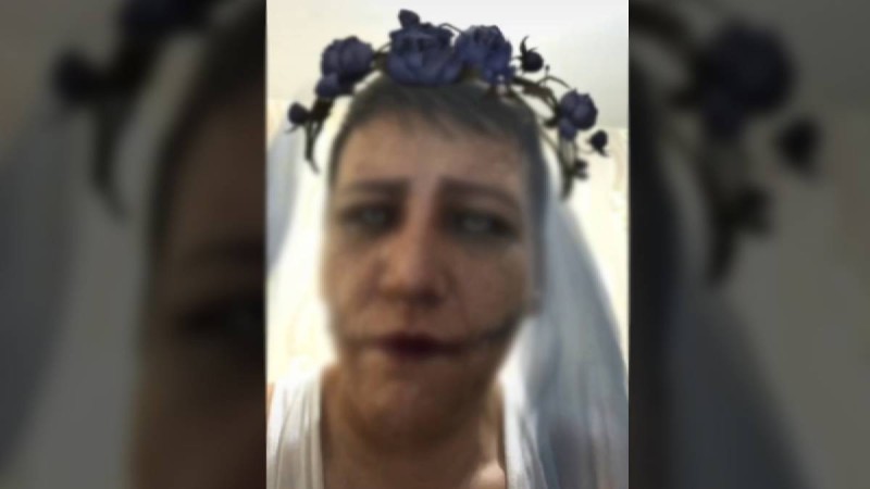 Батыс Қазақстанда мұғалім жалаңаш отырып видео түсірді