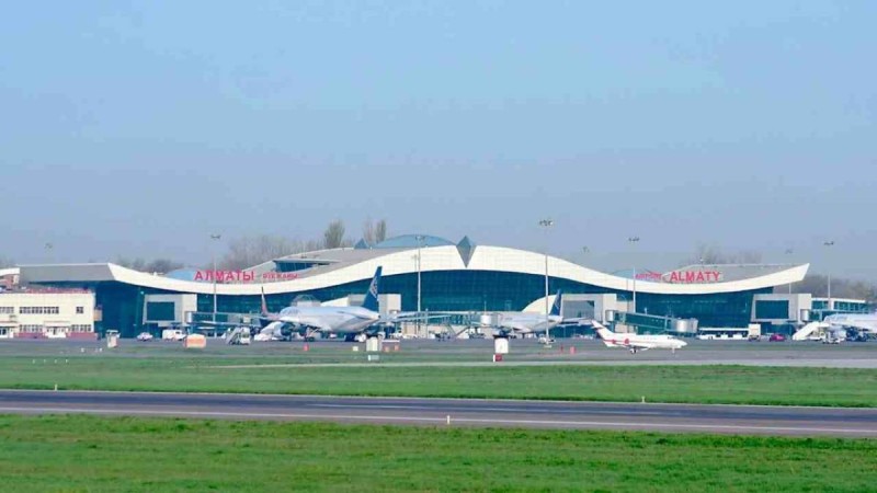 Алматы әуежайының маңында заңсыз жер тілімдерін таратқан шенеунік ұсталды - Қазақстан жаңалықтары