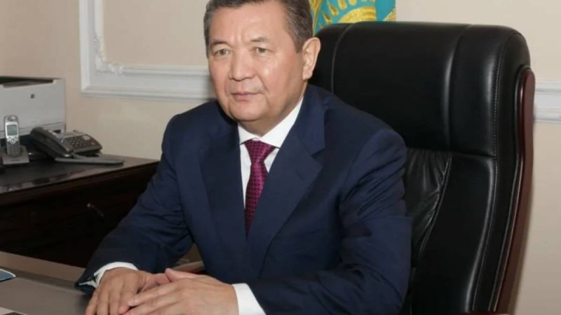 Назарбаевтың қайын атасы ректорлықтан кетті