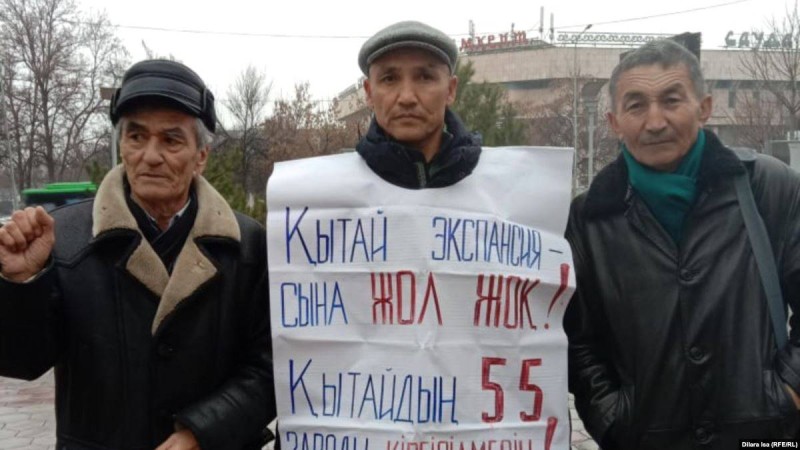 Шымкент, Атырау және Ақтауда белсенділер "рұқсатсыз митингіге шықты" деп қамалды