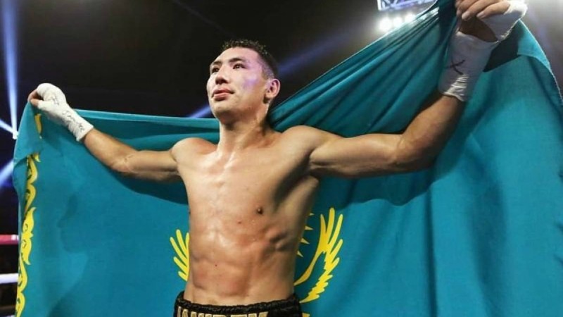 Жәнібек Әлімханұлы 24 рет жеңіске жеткен қарсыласын нокаутады
Осылайша Жәнібек 8 жеңіске қол жеткізді