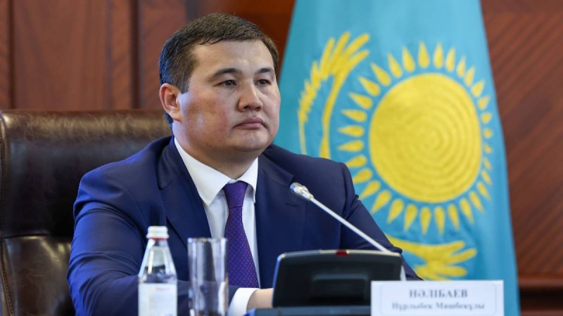 Қазақстандықтар ұлының үйлену тойын 265 миллионға атап өткен әкімді жұмыстан босатуды талап етуде