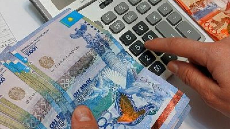 «Жыламсырайтын жағдайға жеттік» - депутат ең төменгі күнкөріс мөлшерін өсіруді ұсынды