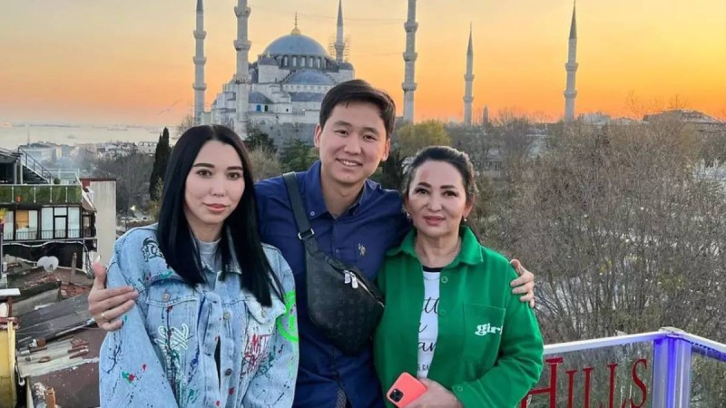 Гүлзира Айдарбекова Заңғардың бірінші әйелі жайлы айтты