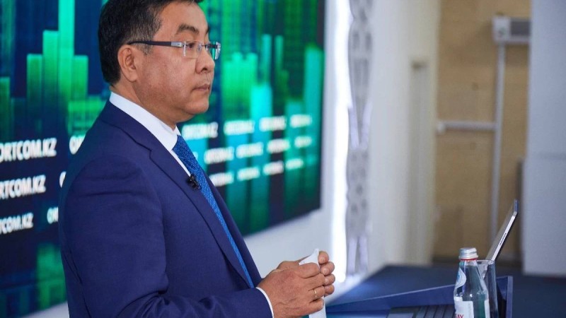 "Балаларым ешқандай бренд қумайды": Абай облысының әкімі қызы Мәриям Ұранхаеваның желіде дау тудырған қымбат бұйымдарына қатысты пікір білдірді