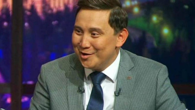 Актер Қайрат Әділгерей кино түсіріп, рекорд жаңартты