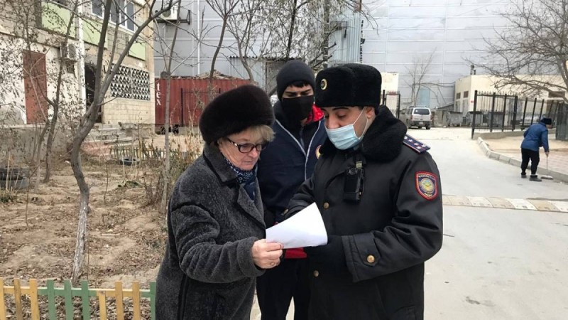 Ақтауда полиция жабылып іздеген әйел құрбысының үйінде отырған