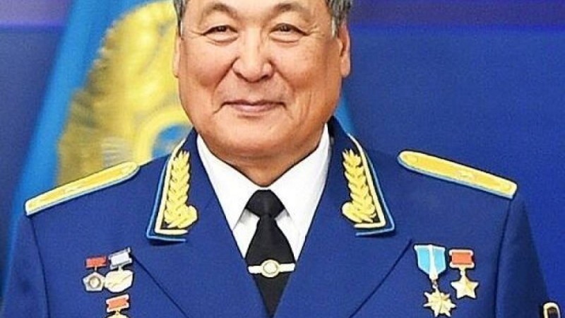 Коронавируспен ауырған Тоқтар Әубәкіровтің жағдайы туралы жанашырлары дабыл қағуда